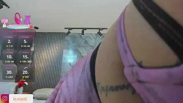 Snapshot of julietha_taylor chatting on 02-20-26, 02:52 julietha taylor online show from 02-20-26, 02:52