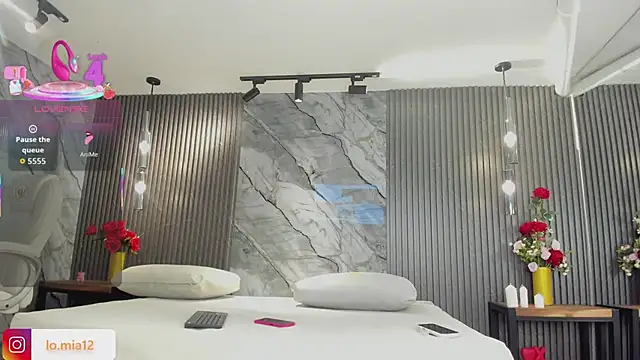 Snapshot of julietha_taylor chatting on 03-06-26, 02:19 julietha taylor online show from 03-06-26, 02:19