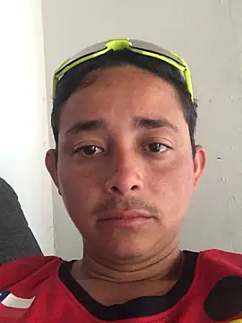 isacalejandroo online show from 02-04-25, 05:12