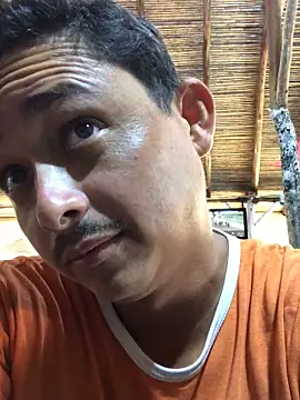 isacalejandroo online show from 03-17-25, 08:40