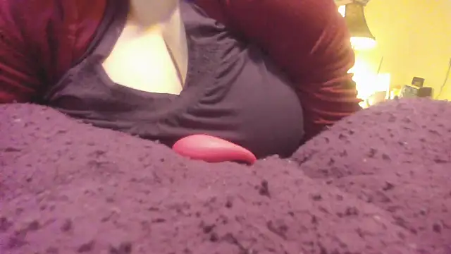 Snapshot of Alli_Kat chatting on 02-10-25, 12:50 Alli Kat online show from 02-10-25, 12:50