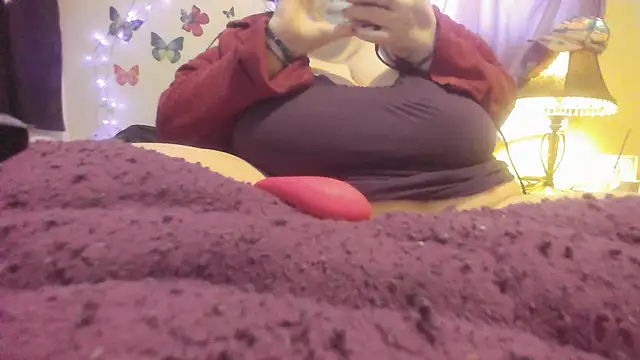 Snapshot of Alli_Kat chatting on 02-10-25, 08:00 Alli Kat online show from 02-10-25, 08:00