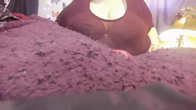 Snapshot of Alli_Kat chatting on 02-19-25, 09:14 Alli Kat online show from 02-19-25, 09:14