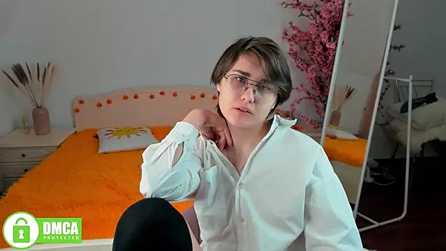 Snapshot of Funny_bunnyy chatting on 12-02-24, 09:06 Funny bunnyy online show from 12-02-24, 09:06