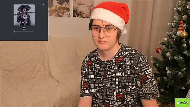 Snapshot of Funny_bunnyy chatting on 12-17-24, 03:39 Funny bunnyy online show from 12-17-24, 03:39