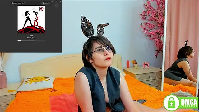 Snapshot of Funny_bunnyy chatting on 12-27-24, 10:37 Funny bunnyy online show from 12-27-24, 10:37