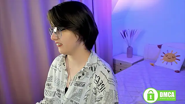 Snapshot of Funny_bunnyy chatting on 01-12-25, 01:00 Funny bunnyy online show from 01-12-25, 01:00