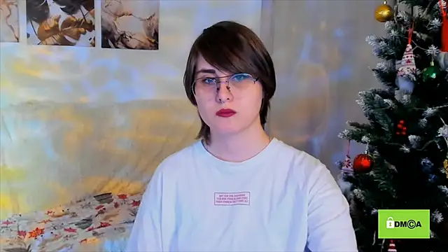 Snapshot of Funny_bunnyy chatting on 01-12-25, 09:19 Funny bunnyy online show from 01-12-25, 09:19