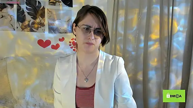 Snapshot of Funny_bunnyy chatting on 02-21-25, 01:55 Funny bunnyy online show from 02-21-25, 01:55