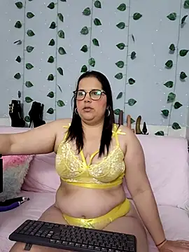 Snapshot of kiara_scottt chatting on 02-25-26, 08:57 kiara scottt online show from 02-25-26, 08:57