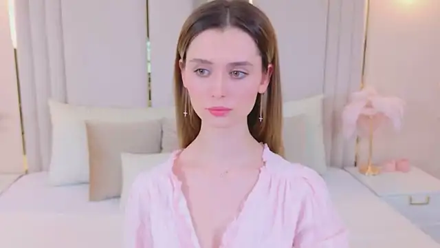 Snapshot of MarybethSnow chatting on 02-27-26, 05:13 MarybethSnow online show from 02-27-26, 05:13