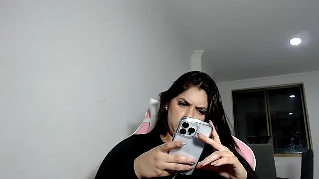 kimberlyhills1 online show from 03-10-25, 11:06