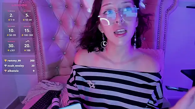 Snapshot of AlexaFoxy18 chatting on 01-16-25, 10:42 AlexaFoxy18 online show from 01-16-25, 10:42