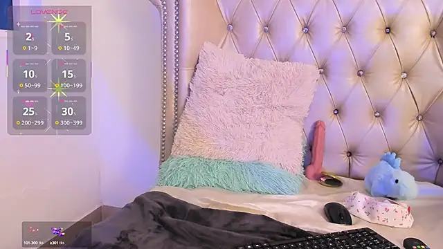 Snapshot of AlexaFoxy18 chatting on 02-20-25, 05:18 AlexaFoxy18 online show from 02-20-25, 05:18