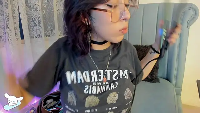 Snapshot of AlexaFoxy18 chatting on 01-15-26, 07:35 AlexaFoxy18 online show from 01-15-26, 07:35