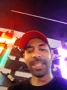 Snapshot of Alsaud1106 chatting on 02-23-25, 12:19 Alsaud1106 online show from 02-23-25, 12:19