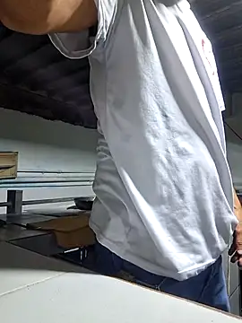 Snapshot of Alsaud1106 chatting on 03-09-25, 08:42 Alsaud1106 online show from 03-09-25, 08:42