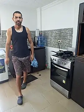 Snapshot of Alsaud1106 chatting on 03-12-25, 05:38 Alsaud1106 online show from 03-12-25, 05:38