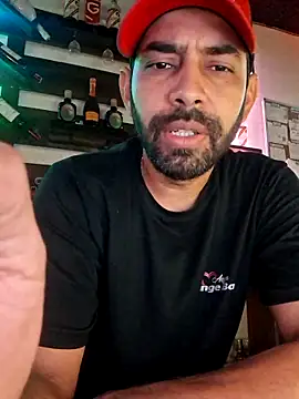 Snapshot of Alsaud1106 chatting on 03-22-25, 11:53 Alsaud1106 online show from 03-22-25, 11:53