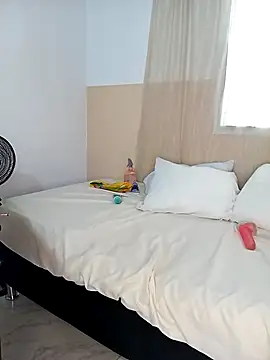 Kendra Kait online show from 01-28-25, 09:19