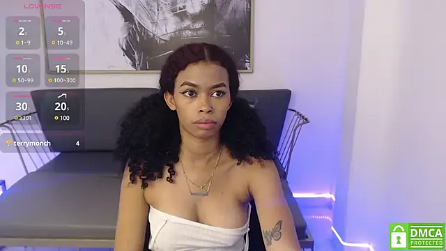 Snapshot of Shenna_brunette_ chatting on 01-11-25, 04:03 Shenna brunette online show from 01-11-25, 04:03