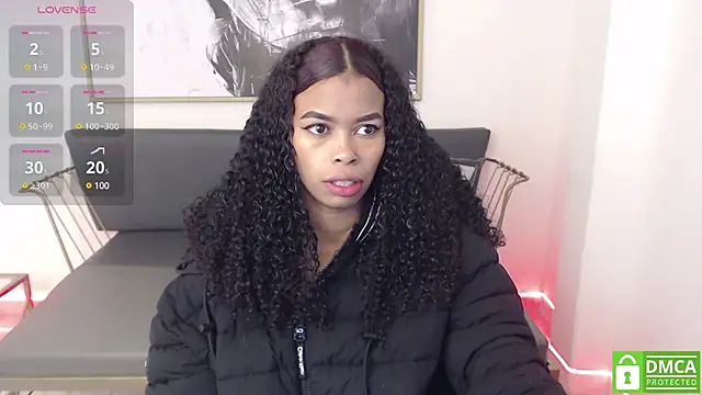 Snapshot of Shenna_brunette_ chatting on 01-17-25, 01:03 Shenna brunette online show from 01-17-25, 01:03