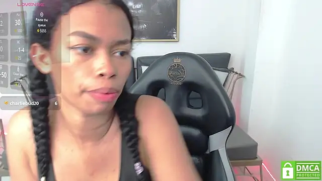 Snapshot of Shenna_brunette_ chatting on 01-31-25, 04:06 Shenna brunette online show from 01-31-25, 04:06