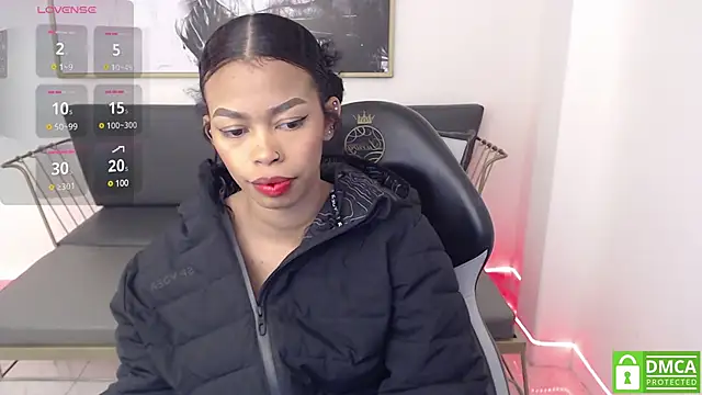 Snapshot of Shenna_brunette_ chatting on 02-02-25, 01:08 Shenna brunette online show from 02-02-25, 01:08