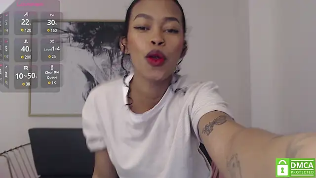 Snapshot of Shenna_brunette_ chatting on 02-03-25, 01:08 Shenna brunette online show from 02-03-25, 01:08