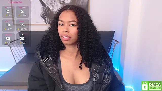 Snapshot of Shenna_brunette_ chatting on 02-09-25, 01:14 Shenna brunette online show from 02-09-25, 01:14