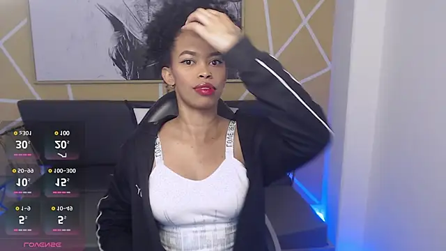 Snapshot of Shenna_brunette_ chatting on 03-01-25, 01:07 Shenna brunette online show from 03-01-25, 01:07