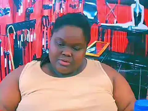 EbonyHotBuns online show from 10-28-25, 09:28