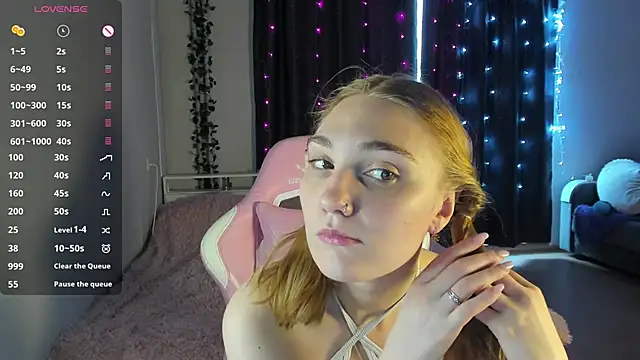 Snapshot of ReddHotPipper chatting on 01-16-25, 05:11 ReddHotPipper online show from 01-16-25, 05:11