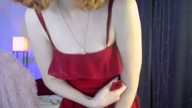 Snapshot of ReddHotPipper chatting on 10-21-25, 02:45 ReddHotPipper online show from 10-21-25, 02:45