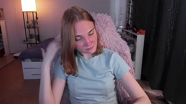 ReddHotPipper online show from 04-06-26, 04:46