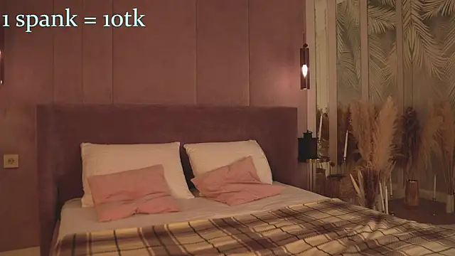 Smiley Mia online show from 01-18-26, 05:11