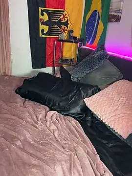 AlyssaHottv  online show from 07-07-26, 10:58