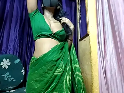 poojaxxx65 online show from 07-26-26, 09:21