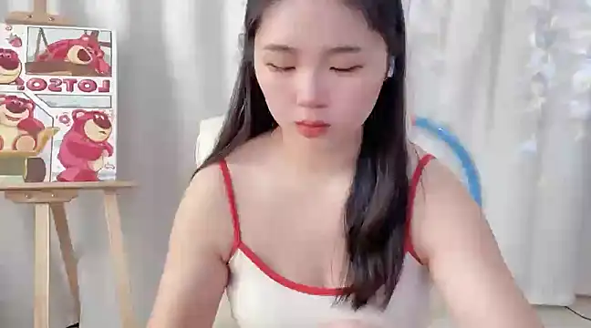 Snapshot of SU__SU chatting on 01-19-25, 04:44 SU SU online show from 01-19-25, 04:44