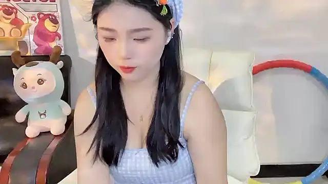 Snapshot of SU__SU chatting on 03-06-25, 12:41 SU SU online show from 03-06-25, 12:41