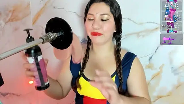 hade cute online show from 06-17-26, 05:25