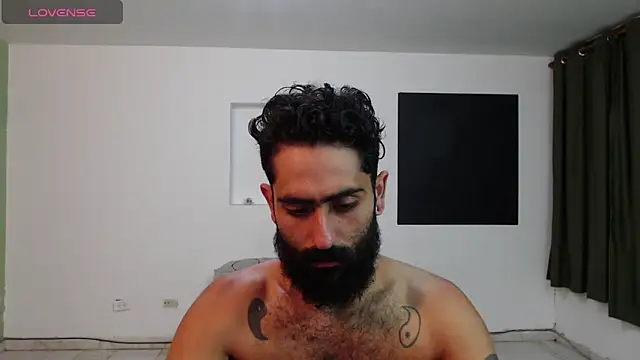 Snapshot of Drogamma chatting on 02-15-25, 05:30 Drogamma online show from 02-15-25, 05:30