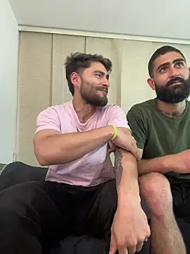 Snapshot of Drogamma chatting on 11-15-25, 05:31 Drogamma online show from 11-15-25, 05:31