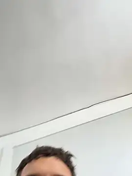 Snapshot of ArturoDelgado1 chatting on 03-08-26, 06:01 ArturoDelgado1 online show from 03-08-26, 06:01