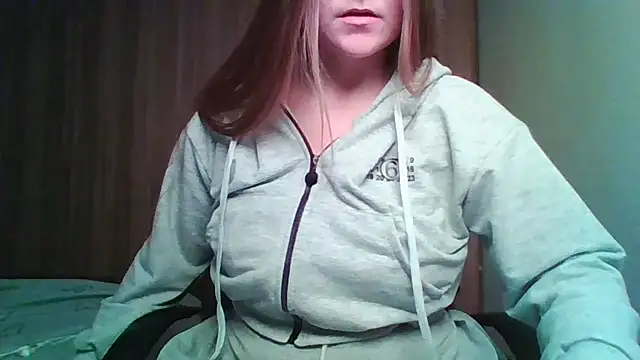 Evasapples online show from 11-15-25, 02:46