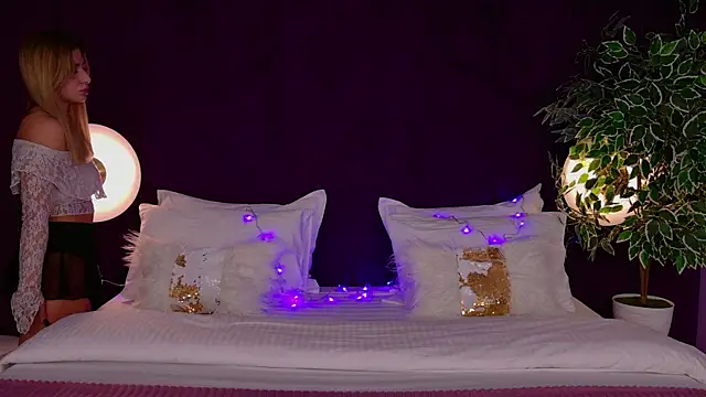 HelenaMorgan online show from 12-03-25, 03:03