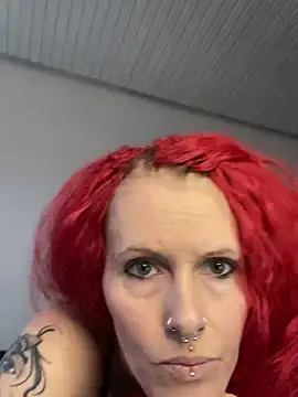 Playwoman1 online show from 03-19-25, 11:50