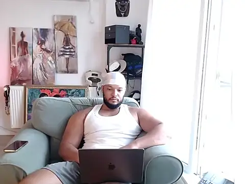 1LordKingsley online show from 07-13-26, 03:48