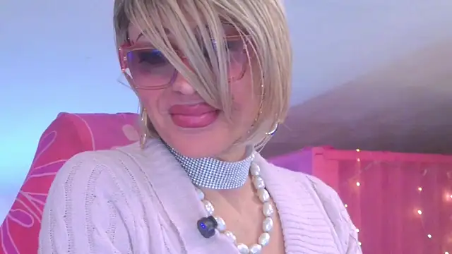 Snapshot of Jbisex chatting on 02-11-26, 01:10 Jbisex online show from 02-11-26, 01:10