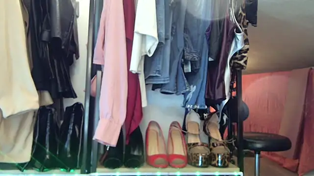 Snapshot of Jbisex chatting on 02-26-26, 01:26 Jbisex online show from 02-26-26, 01:26